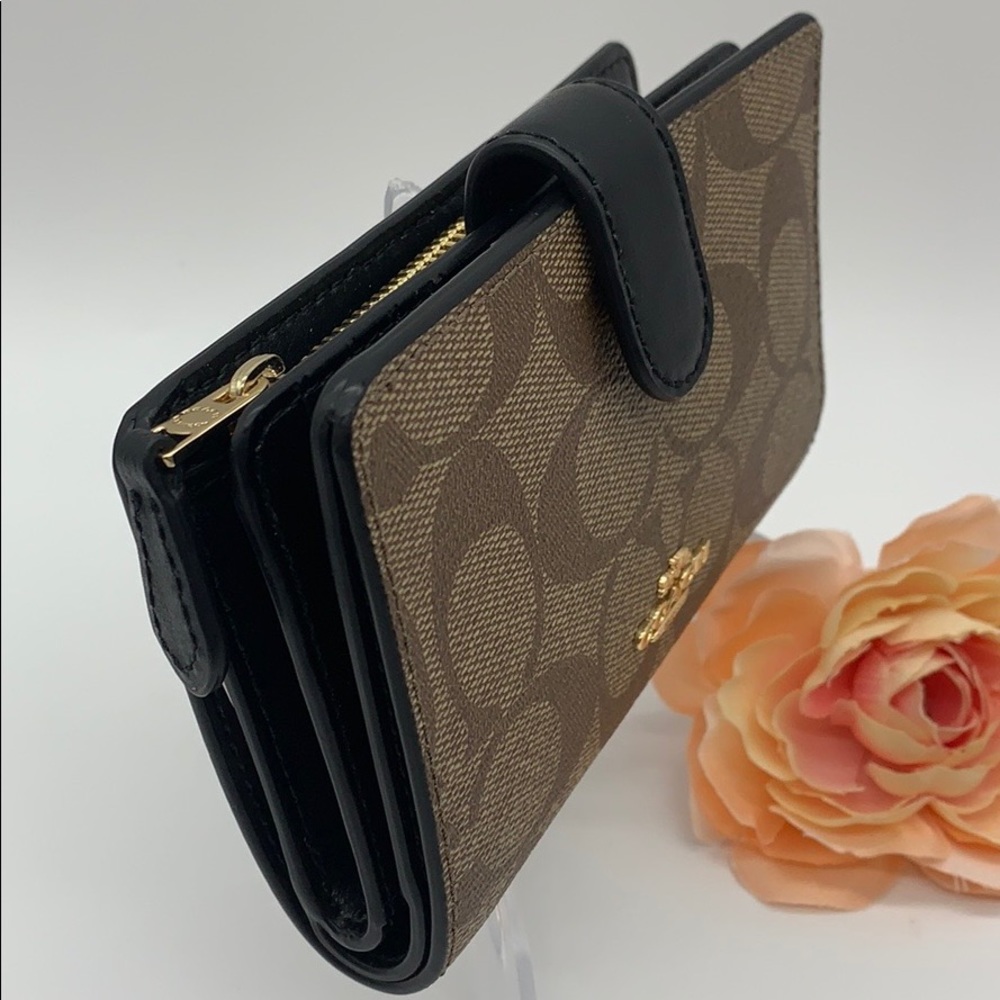 COACH Medium Corner Zip Wallet In Signature Canvas - Picture 7 of 10
